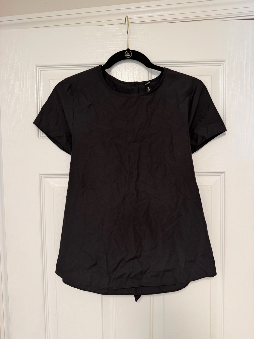 Design Lab Lord & Taylor Black Short Sleeve Crewneck Top